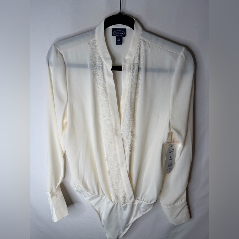 NWT LADIES SMALL SCOOP CREAM BODYSUIT BLOUSE